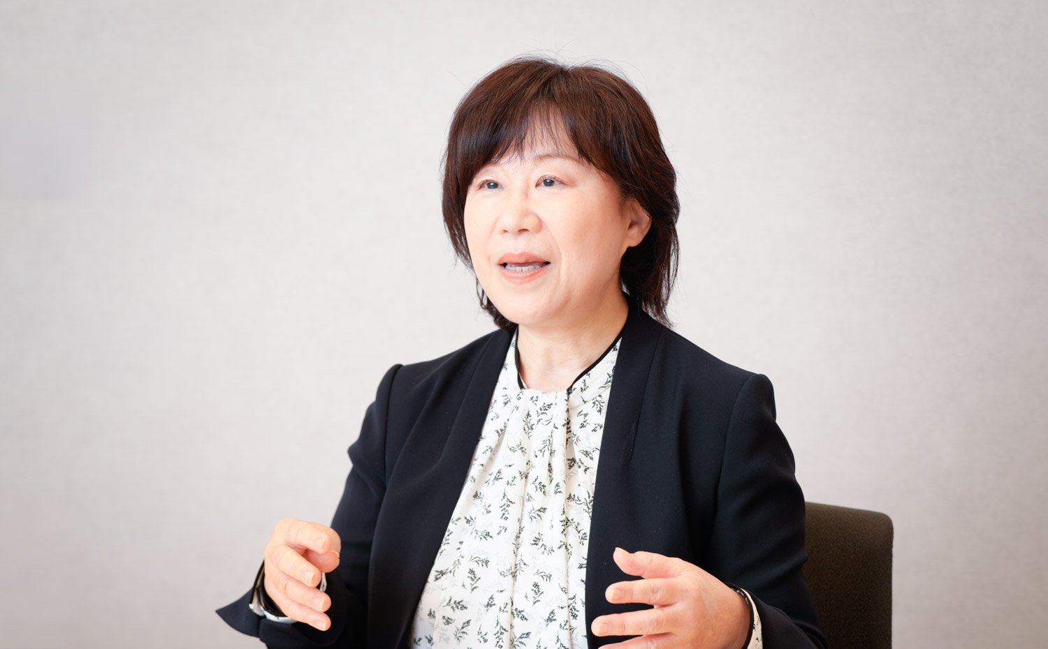 【職員インタビュー】地域連携推進部 地域支援室長：生水裕美<br>「借金は解決できても、失ったいのちは取り戻せない」<br>　 　── チームでいのちを支える　自殺対策の「多制度連携」